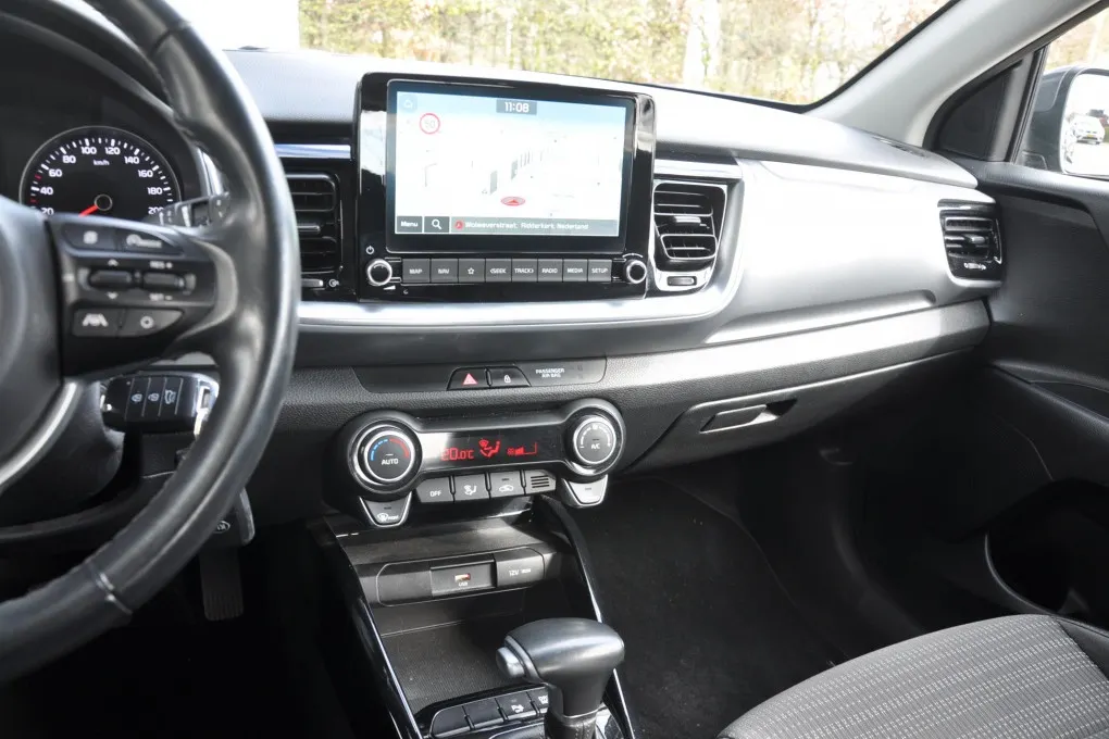 Kia Stonic 1.0 T-GDi MHEV Dyn L Clima Navi All Seasons