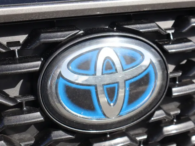 Toyota Corolla Cross Hybrid 140 Style | Blindspot | Stoelverwarming | Parkeersensoren