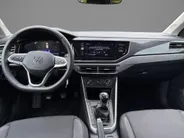 Volkswagen Polo Life Edition 1.0 TSI 95 pK 5 versn. Hand · Achteruitrijcamera · regensensor · Voorraad OUTLET ·