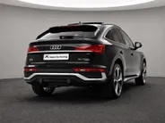 Audi Q5 Sportback 50 TFSIe 299pk S-tronic S edition · Camera · Panoramadak · Apple/Android Car Play · Navigatie · Elek. Achterklep · Stoelverwarming · EXTRA INRUILKORTING ·