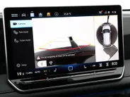 Volkswagen Tiguan Limited Edition 1.5 eHybrid 204 PK 6 versn. DSG · Design Pakket Dark · Trekhaak inklapbaar, met elektrische ontgrendeling, incl. aanhangermanoeuvreerhulp Trailer Assist · Voorraad OUTLET · Prijs is inclusief inruilpremie ·