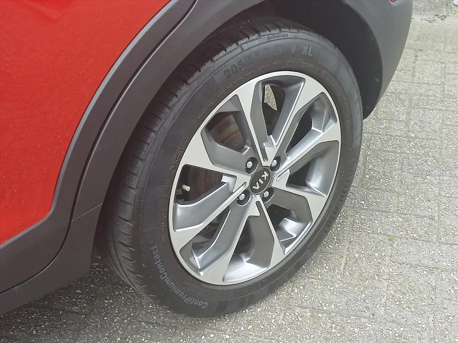 Kia Stonic 1.0 T-GDi 100pk DynamicPlusLine / Clima / Cruise / Camera