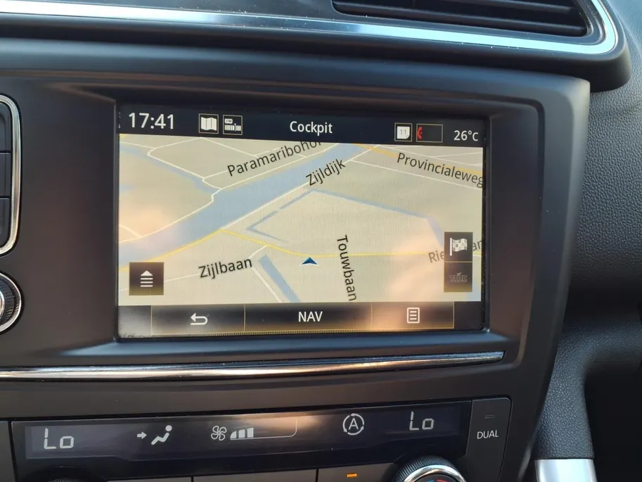 Renault Kadjar 1.2 TCe Intens Airco | Navigatie | Trekaak | Panoramadak | PDC/Camera | Blindspot waring |1 jaar Garantie