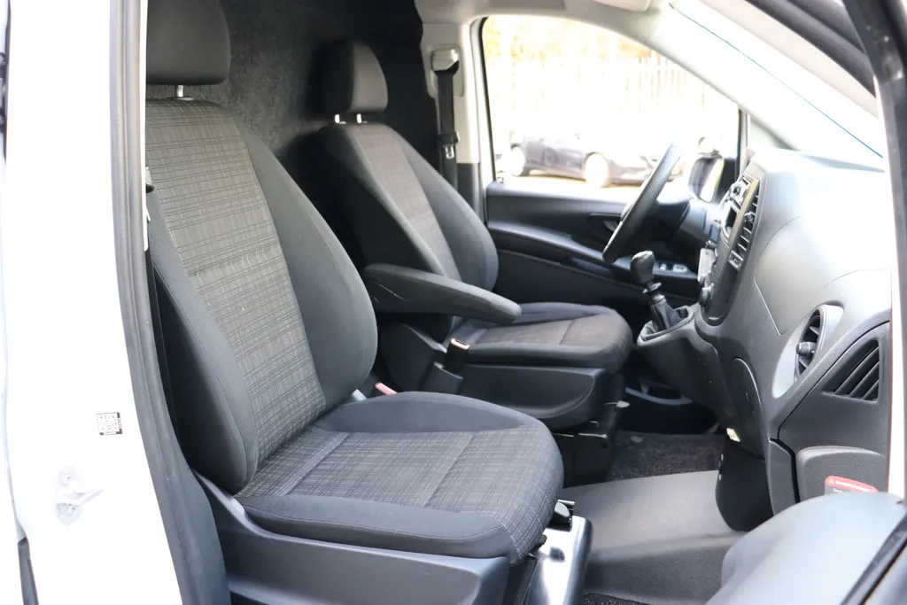Mercedes-Benz Vito 109 CDI EX.BTW Lease v.a. 219,- pm