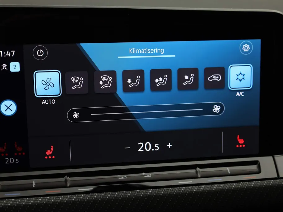 Volkswagen Golf 1.5eTSI/130PK DSG R-Line · Panoramadak · Apple/Android Car Play · Stoel & Stuurverwarming · Navigatie