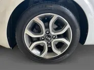 Kia Picanto 1.0 DPi DynamicPlusLine | Apple Carplay / Android Auto | Navigatiesysteem | Lichtsensor | Parkeersensoren + Camera Achter | Cruise Control | Climate Control | 15'Lichtmetalen Velgen