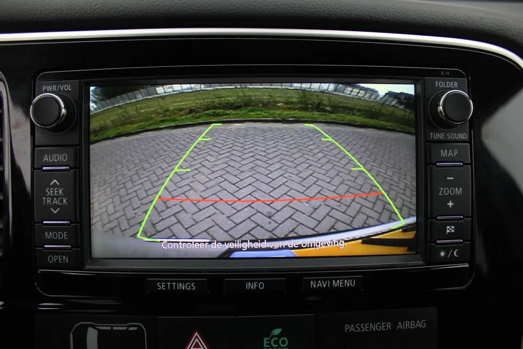Mitsubishi Outlander 2.0 PHEV Business Edition X-Line | Navi | Clima | Camera | Trekhaak | Keyless | 18' LM |
