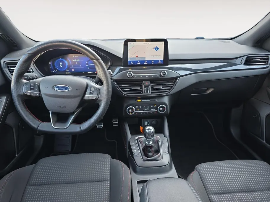 Ford Focus Wagon 1.0 EcoBoost Hybrid ST Line X Business | 1e eigenaar | Dealer onderhouden! | Panoramadak | Winterpack | Adapt. Cruise | B&O Audio | 18' inch velgen | 12 maanden garantie