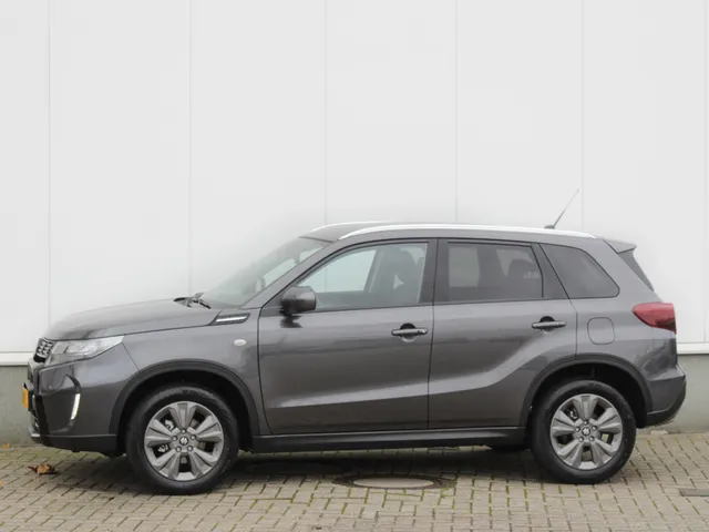Suzuki Vitara 1.4 Boosterjet Select Smart Hybrid | Snel rijden!