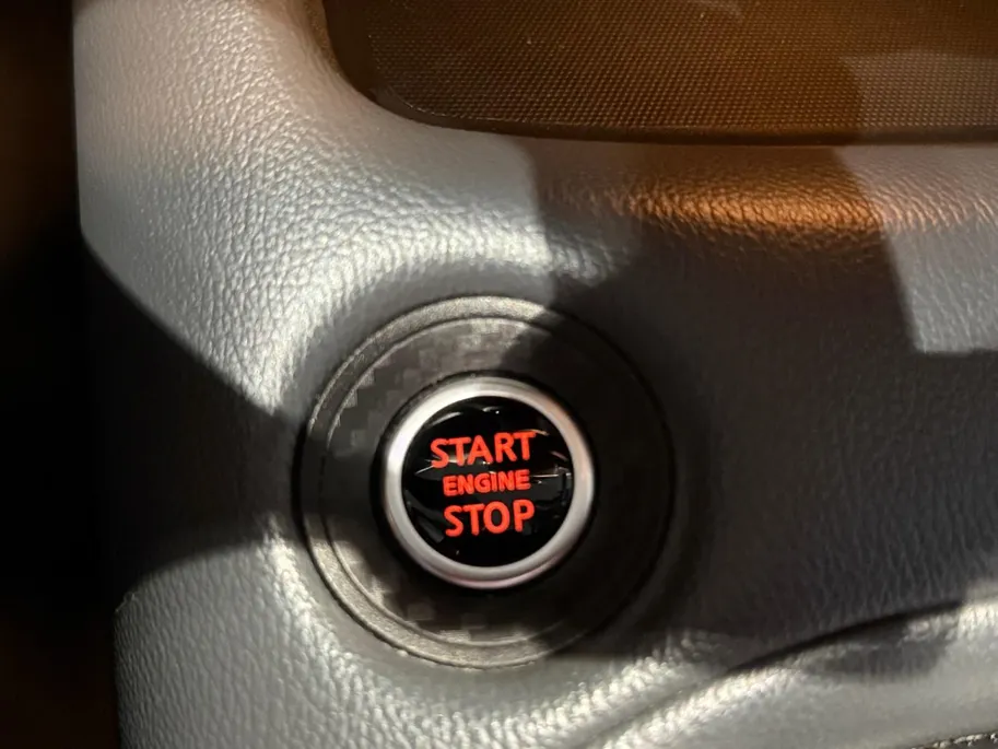 Nissan Juke 1.0 DIG-T N-Connecta *Navi+Camera*Climate*Cruise*Parkeersensoren*Hoge Instap!