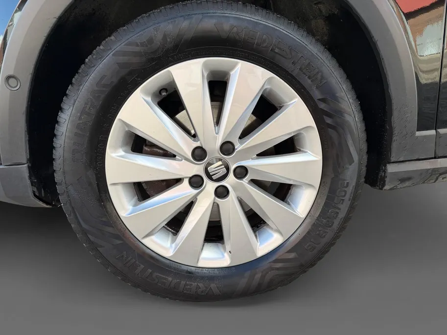 SEAT Arona 1.0 TSI Style Business Intense | Climate Control | Achteruitrijcamera | Parkeersensoren voor & achter | Cruise Control |