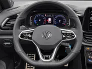 Volkswagen T-Roc 1.5TSI/150PK R-Line Black Style · Panoramadak · Apple/Android Car Play · BEATS audio · Camera