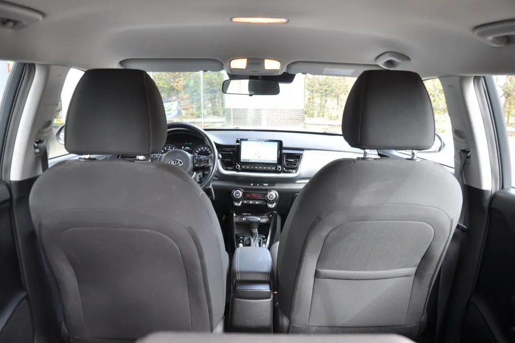 Kia Stonic 1.0 T-GDi MHEV Dyn L Clima Navi All Seasons
