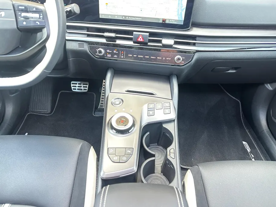 Kia Sportage 1.6 T-GDi Hybrid GT-PlusLine | TREKHAAK | 1510 KG trekgewicht | Panoramadak | Harman Kardon | 360 Camera | Geventileerde stoelen |