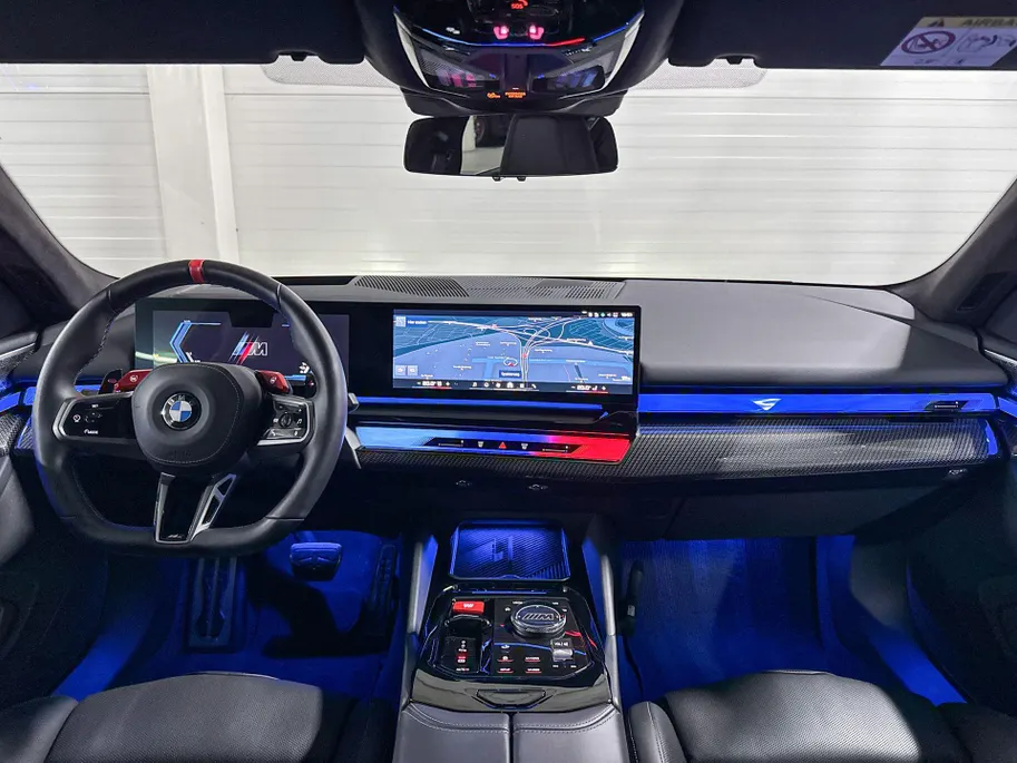 BMW M5 Sedan M5