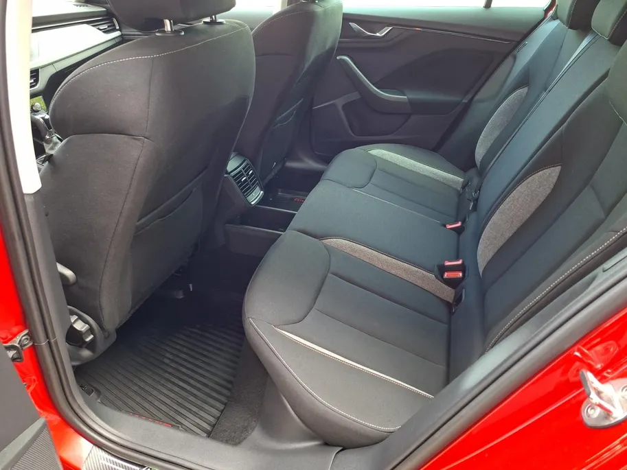 Škoda Kamiq 1.0 TSI Business Edition Automaat | Carplay / Android auto | Climate control | Virtual cockpit