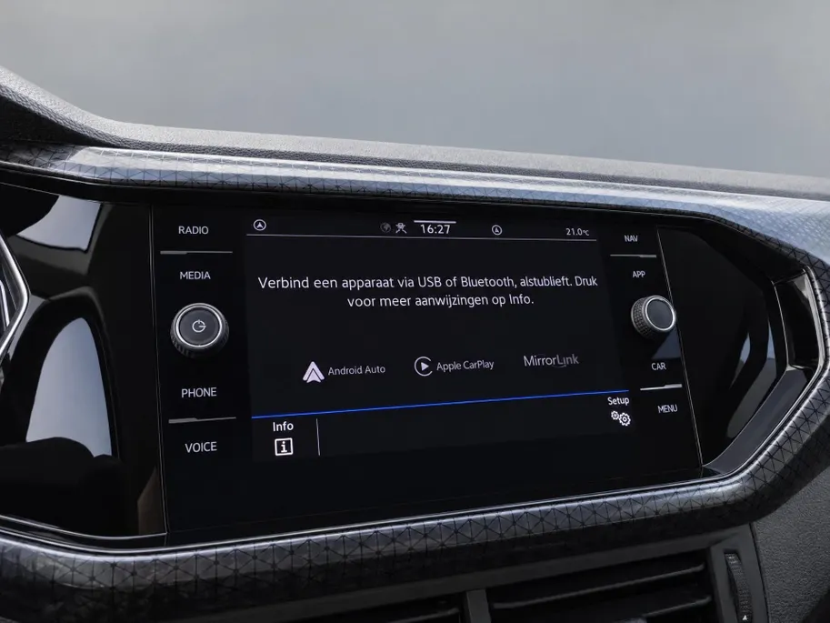 Volkswagen T-Cross 1.0 TSI 110pk DSG Style · Trekhaak · Camera · Apple/Android Car Play · P-Sensoren · Virtual Cockpit ·
