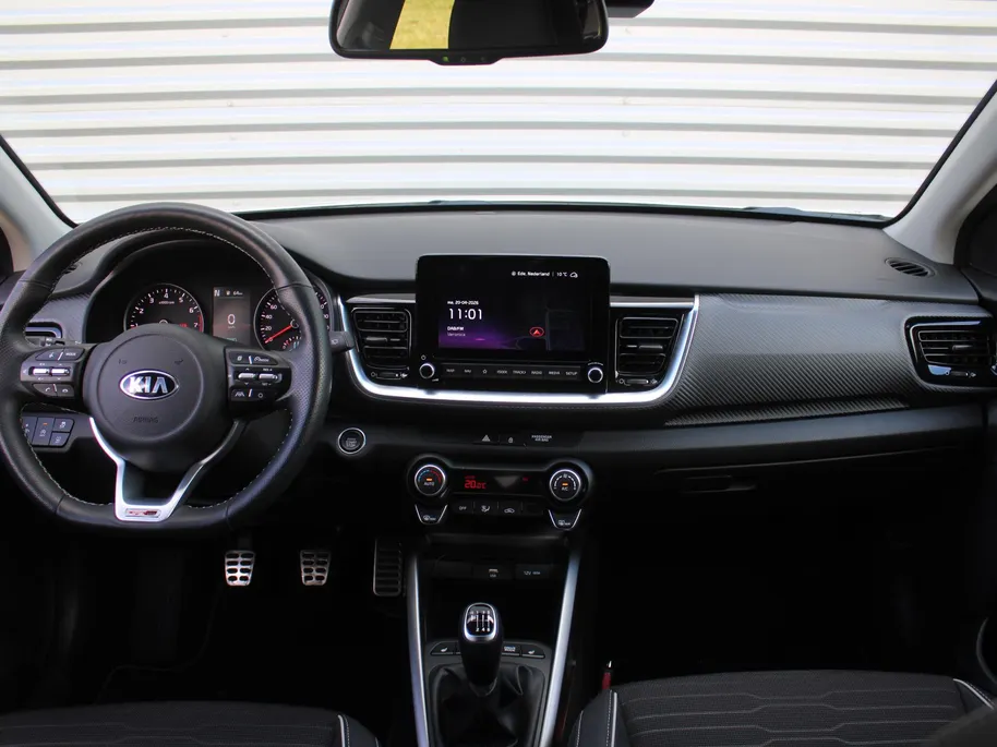 Kia Stonic 1.0 T-GDi MHEV GT-Line | Trekhaak | Stuur-/stoelverwarming | Camera | Clima | Cruise | 17" LM | Navi | Apple Carplay/Android Auto |