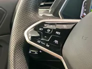 Volkswagen Tiguan 1.4TSIeHybrid 180kW/245PK R-Line Black Style · Dodehoeksensoren ·  Navigatie · Parkeersensoren · Apple/Android Car Play ·