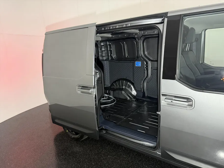 Kia PV5 Cargo 71,2 kWh 163pk L2H1 Plus I Voorraadactie!