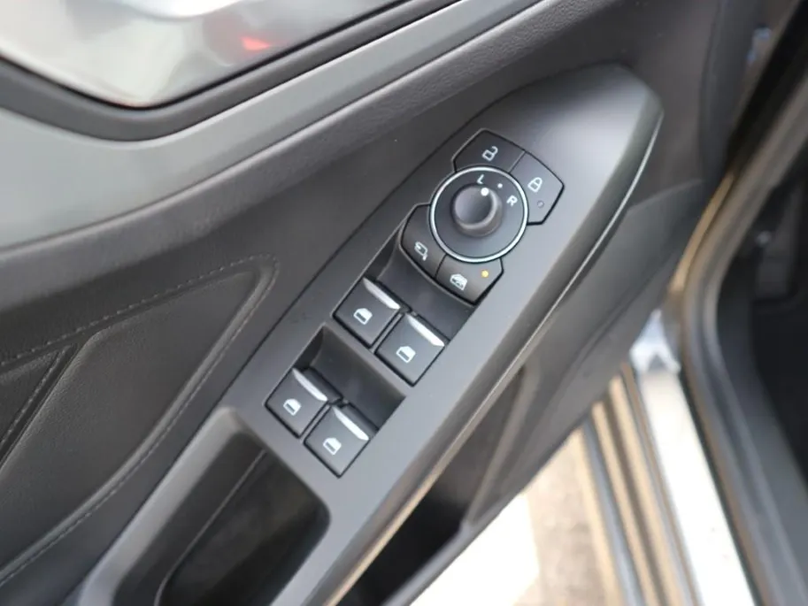 Ford Focus Wagon 1.0 EcoBoost Hybrid ST Line Style 125pk met Parking-, Winter-, Family-, en Design Pack