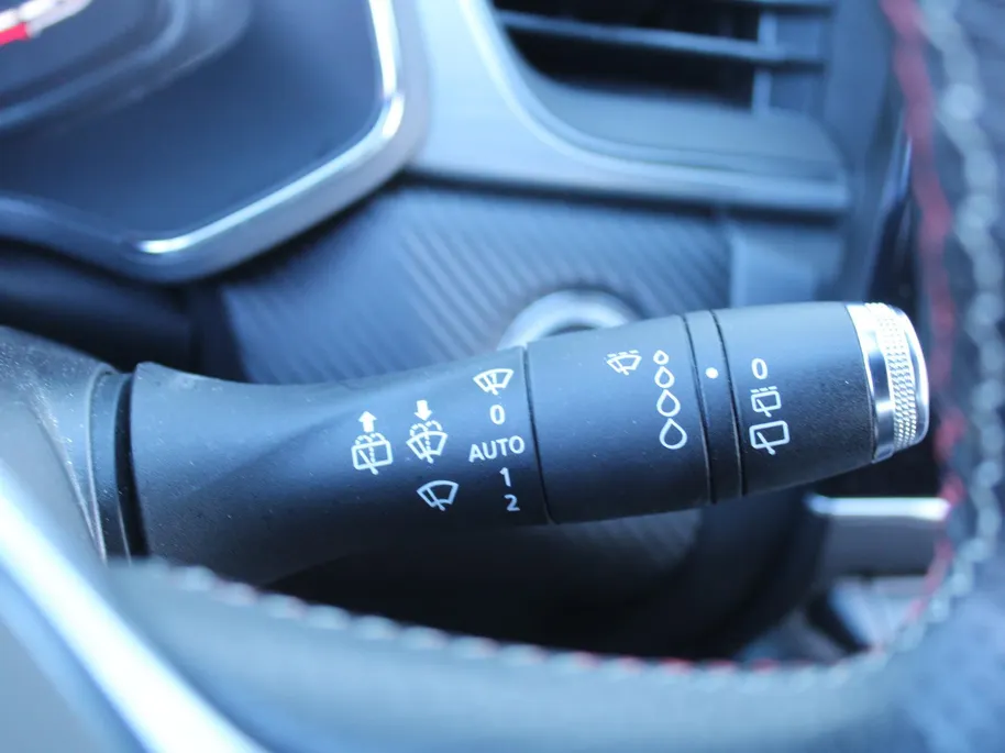 Renault Captur 1.6 E-Tech Hybrid 145 R.S. Line Automaat | Navi | Camera | Keyless | Trekhaak |