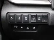 Mitsubishi Eclipse Cross 2.4 PHEV Instyle | BTW Auto | Stuur-/stoelverwarming | Leder | HUD | LED | Schuifdak | Dodehoek detectie | Clima | Cruise adapt. | 18' LM |