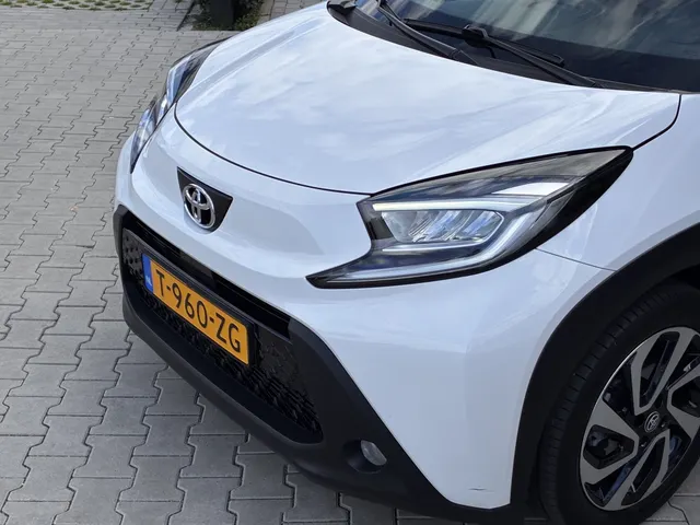 Toyota Aygo X 1.0 VVT-i S-CVT Puls
