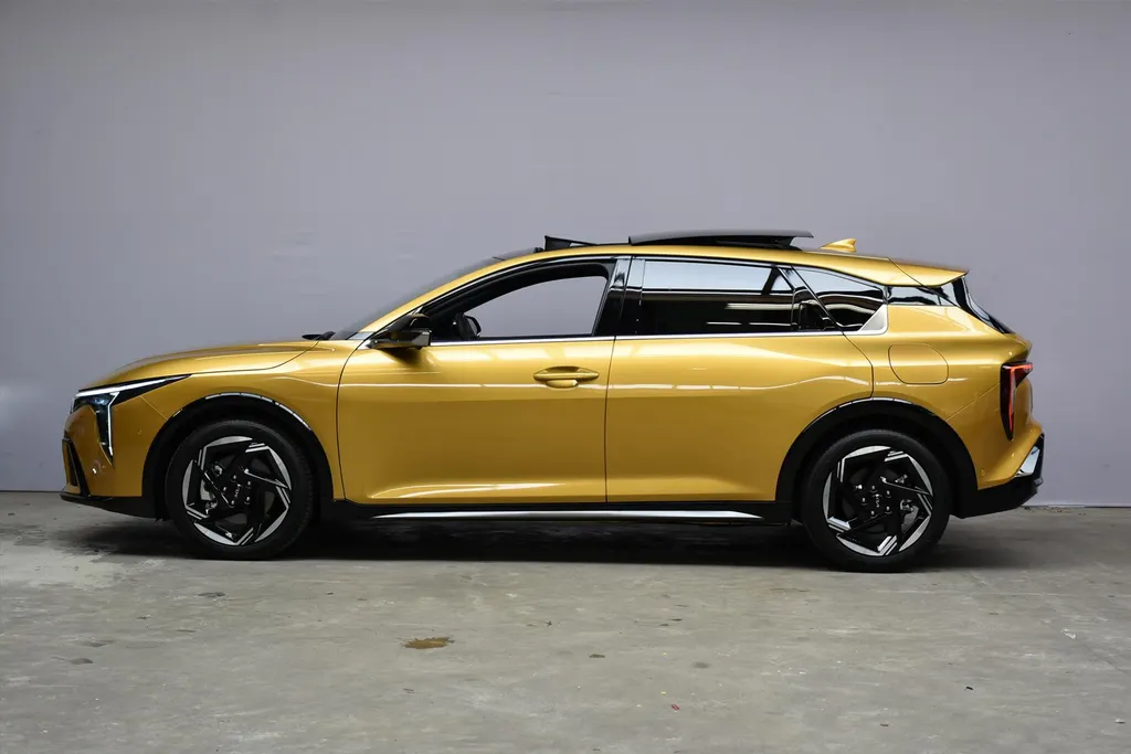 Kia K4 1.0 T-GDi MHEV 115pk DCT7 GT-PlusLine
