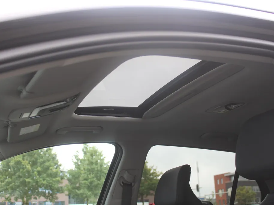 Kia Niro 1.6 GDi Hybrid DynamicPlusLine | Schuif-/kanteldak | Stuur-/stoelverwarming | Cruise adapt. | Camera | HUD | LED | Clima | 16' LM | Navi |