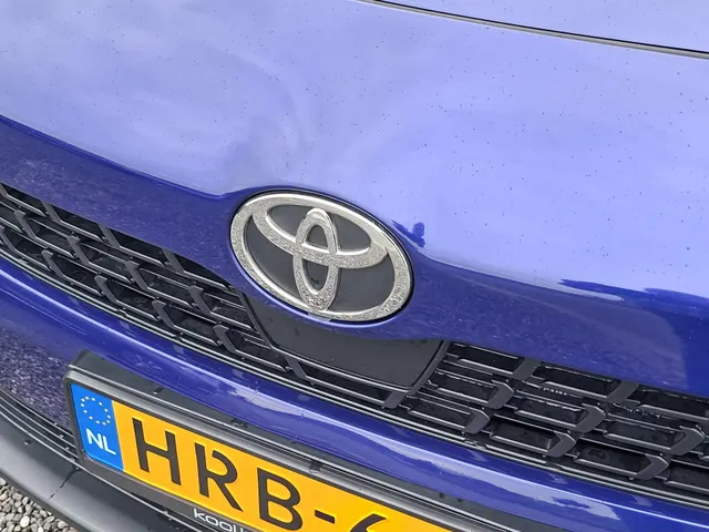 Toyota Yaris Cross 1.5 Hybrid 115 Active NL-auto | TREKH | rijklaarprijs !!