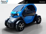 Renault Twizy Intens 80 duo uitvoering voor 2 personen | slechts 2048 KM | koopaccu |  LM velgen | blauwe wrap auto is zwart metallic Twizy Intens 80 duo uitvoering voor 2 personen | slechts 2048 KM | koopaccu |  LM velgen | blauwe wrap auto is zwart metallic