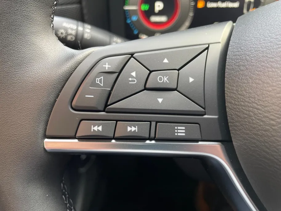 Nissan Juke 1.6 Hybrid N-Design | 360grd Camera | Apple carplay & Android auto | Stoel- en stuurverwarming| Two tone lak | 19inch LM wielen | I-key | Automaat| Pro-pilot| Navigatie | Climate controle |