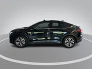 Audi Q4 Sportback e-tron 40 Advanced 204pk 82 kWh · Panoramadak · Trekhaak · Stoelverwarming · Apple/Android Car Play · Sportstoelen · Navigatie ·