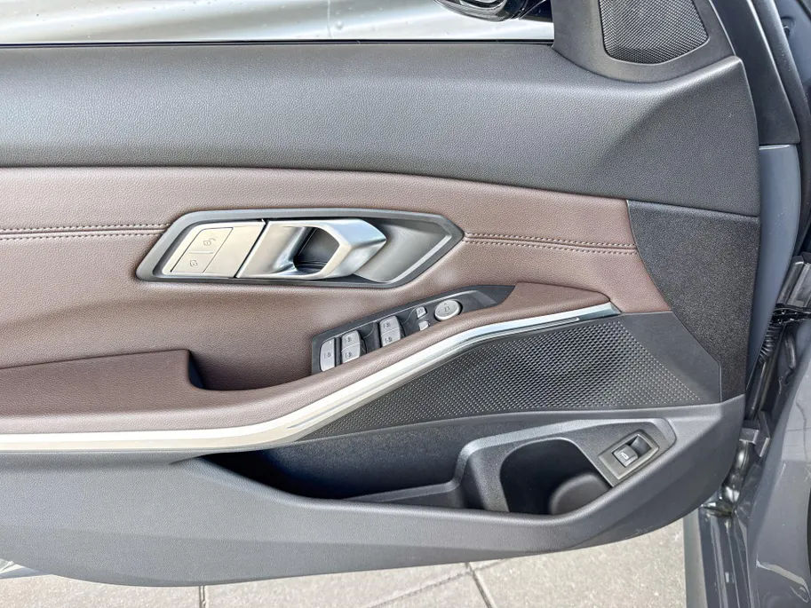 BMW 3 Serie Sedan 318i