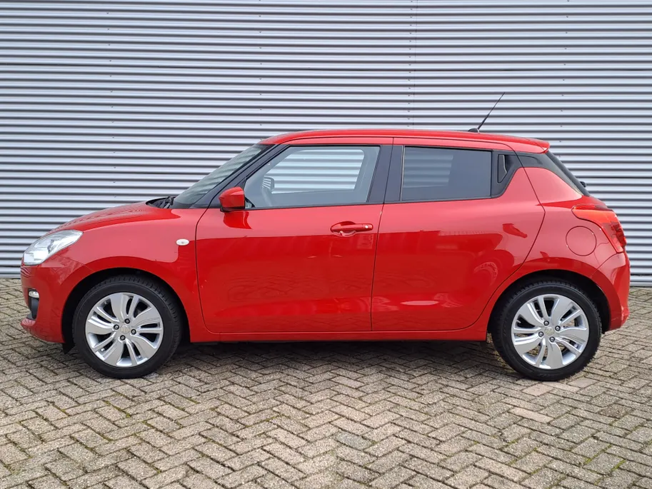 Suzuki Swift 1.2 Select | Stoel Verw. | Apple Carplay / Android Auto | Automaat | Dab | Camera