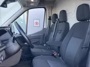 Ford Transit 350 2.0 TDCI 130 pk L3H2 Trend Navigatie - Apple Carplay/ Android Auto - Achteruitrijcamera - laadruimtebescherming