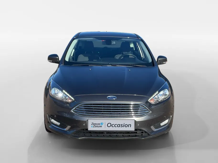 Ford Focus 1.5 Titanium *Automaat*Navi+Camera*Climate Control*Winter Pack*LM.Velgen*Zeer nette auto!
