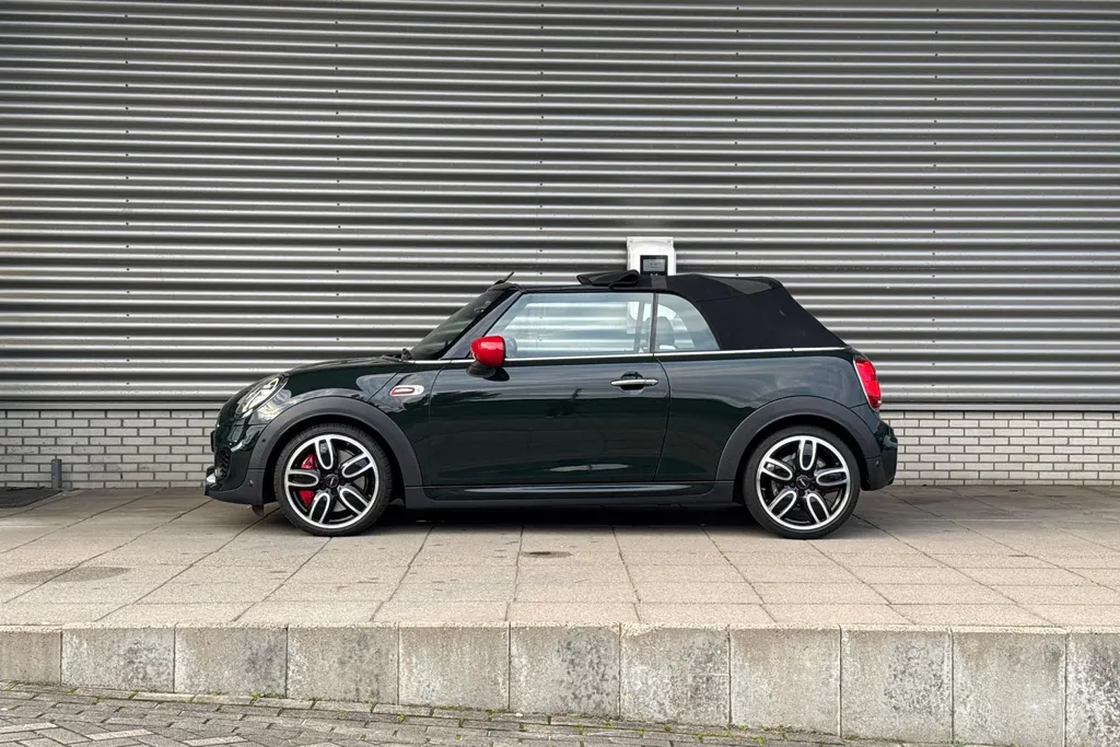 MINI Cooper Cabrio 2.0 John Cooper Works Chili