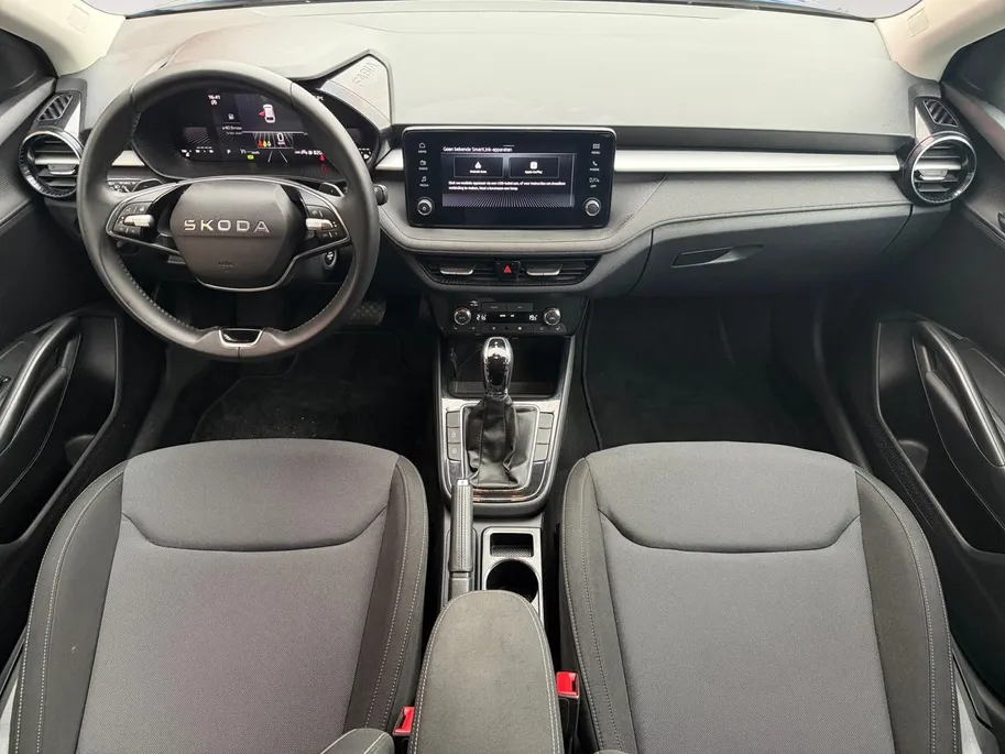Škoda Fabia 1.0 TSI Selection 116PK AUTOMAAT | Lichtmetalen velgen| Parkeer sensoren| Climate Control| Stuur verwarming| Stoel verwarming| Apple Carplay & Android Auto