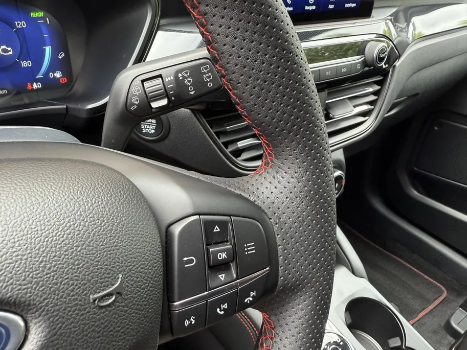 Ford Kuga 2.5 PHEV ST-Line-navi-winterpack-Frozen White
