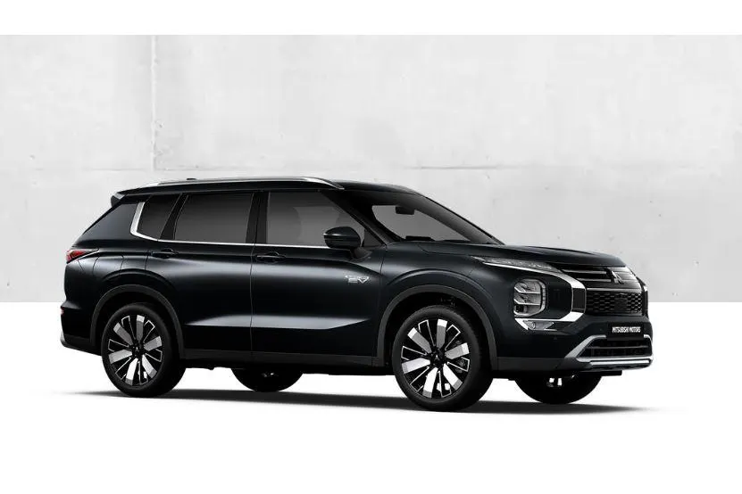 Mitsubishi Outlander 2.4 PHEV Instyle+ € 5.000 euro korting eigen voorraad| 8 jaar garantie| Snel leverbaar | Totaalprijs op is op.