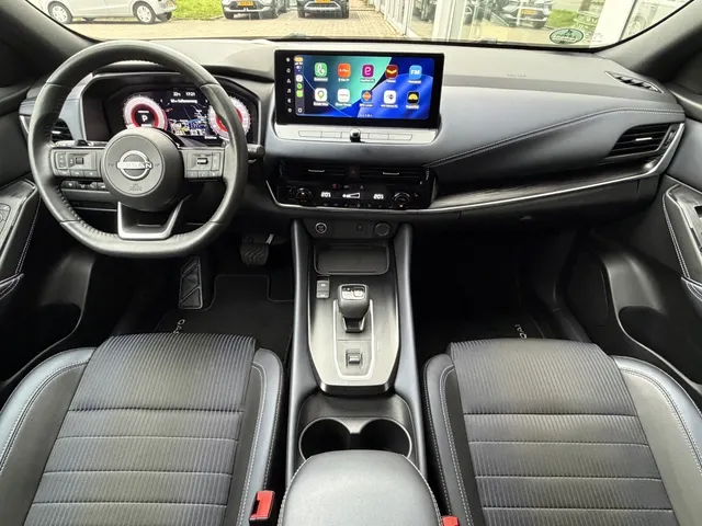 Nissan QASHQAI 1.3 Mild-Hybrid 158pk Xtronic Tekna | Trekhaak | Panoramadak | Cold Pack | Head-Up | Apple CarPlay | Android Auto | Keyless