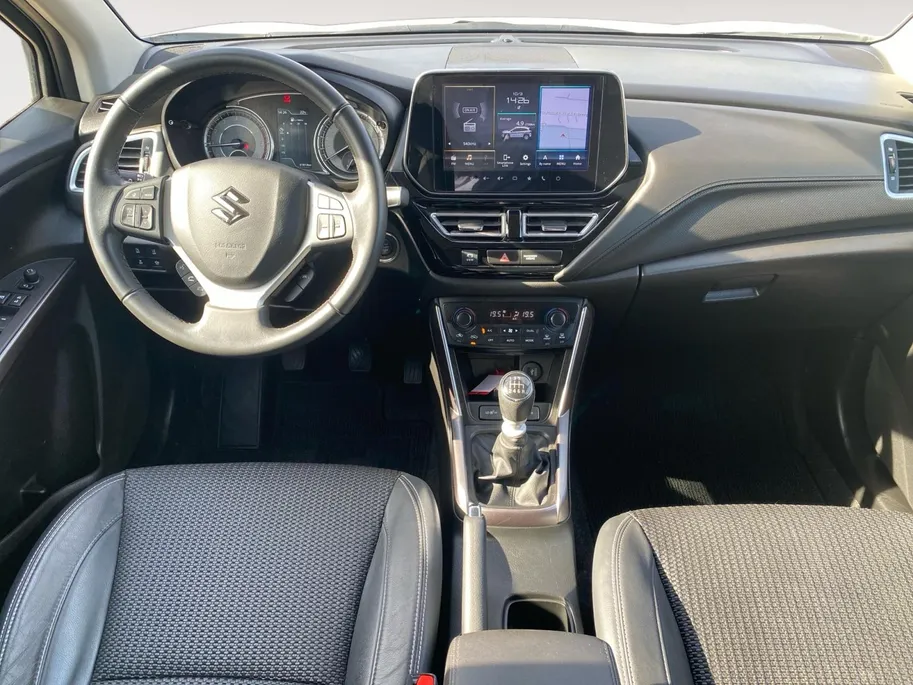 Suzuki S-Cross 1.4 Boosterjet Style Smart Hybrid | Trekhaak | Navigatie | Hoge instap | 360camera | Stoelverwarming