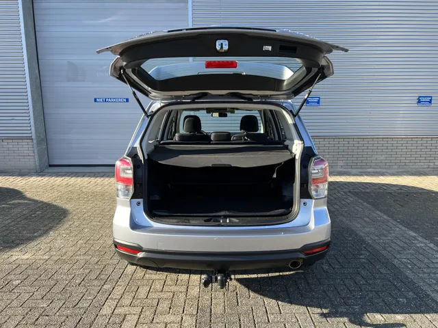 Subaru Forester 2.0 Luxury Automaat | Trekhaak | All Season Banden | Elek. Schuif/Kantel Dak | Adaptieve Cruise Control