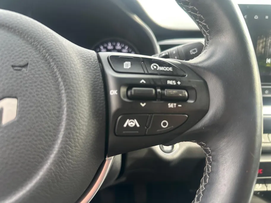 Kia Stonic 1.0 T-GDi MHEV DynamicPlusLine 100 PK | Dealer onderhouden | Trekhaak | All seasonbanden | Fabrieksgarantie t/m 4-4-2030 + 3x 1 jaar* | NAP