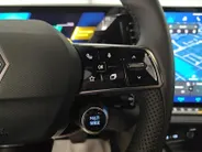 Renault Espace E-Tech full hybrid 200 techno 5p. AUTOMAAT AIRCO CAMERA CRUISE CONTROLE LM VELGEN HOGE INSTAP APPLE CARPLAY ANDROID AUTO  DEALER ONDERHOUDEN 1E EIGENAAR