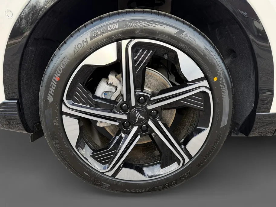 Voyah Courage Business Edition 80 kWh | Direct Leverbaar | Full Option | 360 Camera |