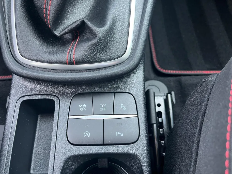 Ford Puma 1.0 EcoBoost Hybrid ST-Line | Dealer onderhouden  | NL auto | Winter pack | Cruise control | Parkeersensoren voor en achter | Achteruitrijcamera | Navigatie | Apple carplay & Android auto | 17' lichtmetalen velgen | Draadloos opladen mobiel | Bovag garant