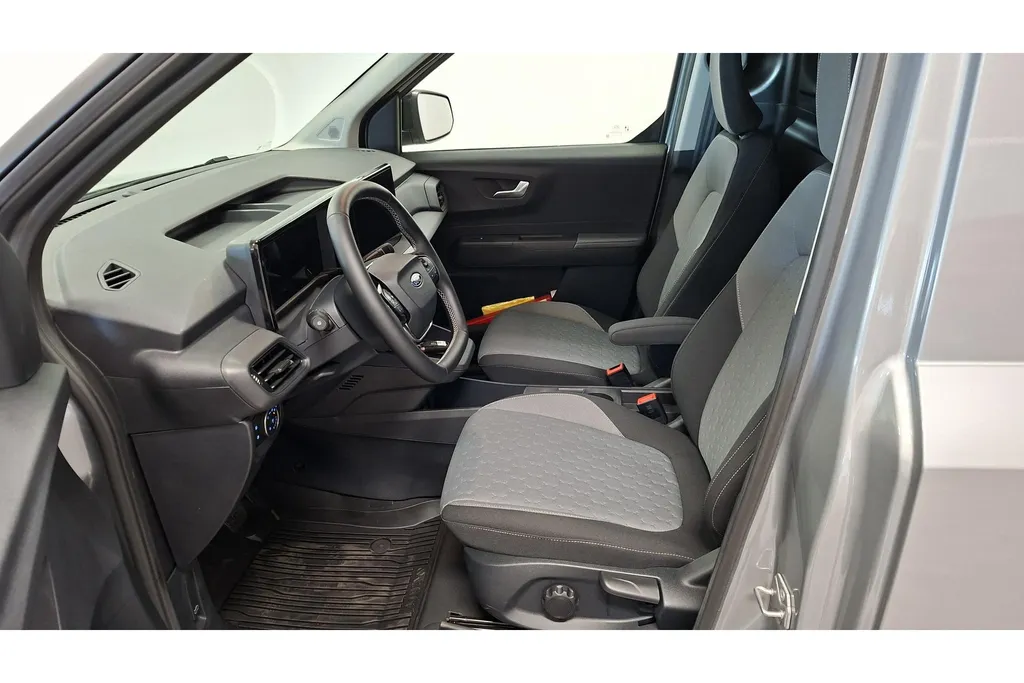 Ford E-Transit Courier Limited 136 PK 44 kWh accu